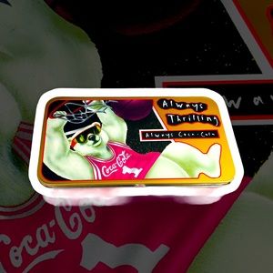 Baller Coca Cola Polar Bear Holiday Vintage Collector Tin Nostalgia 90s Kid Gift